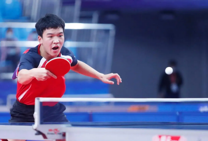 他曾在青少 他曾在青少